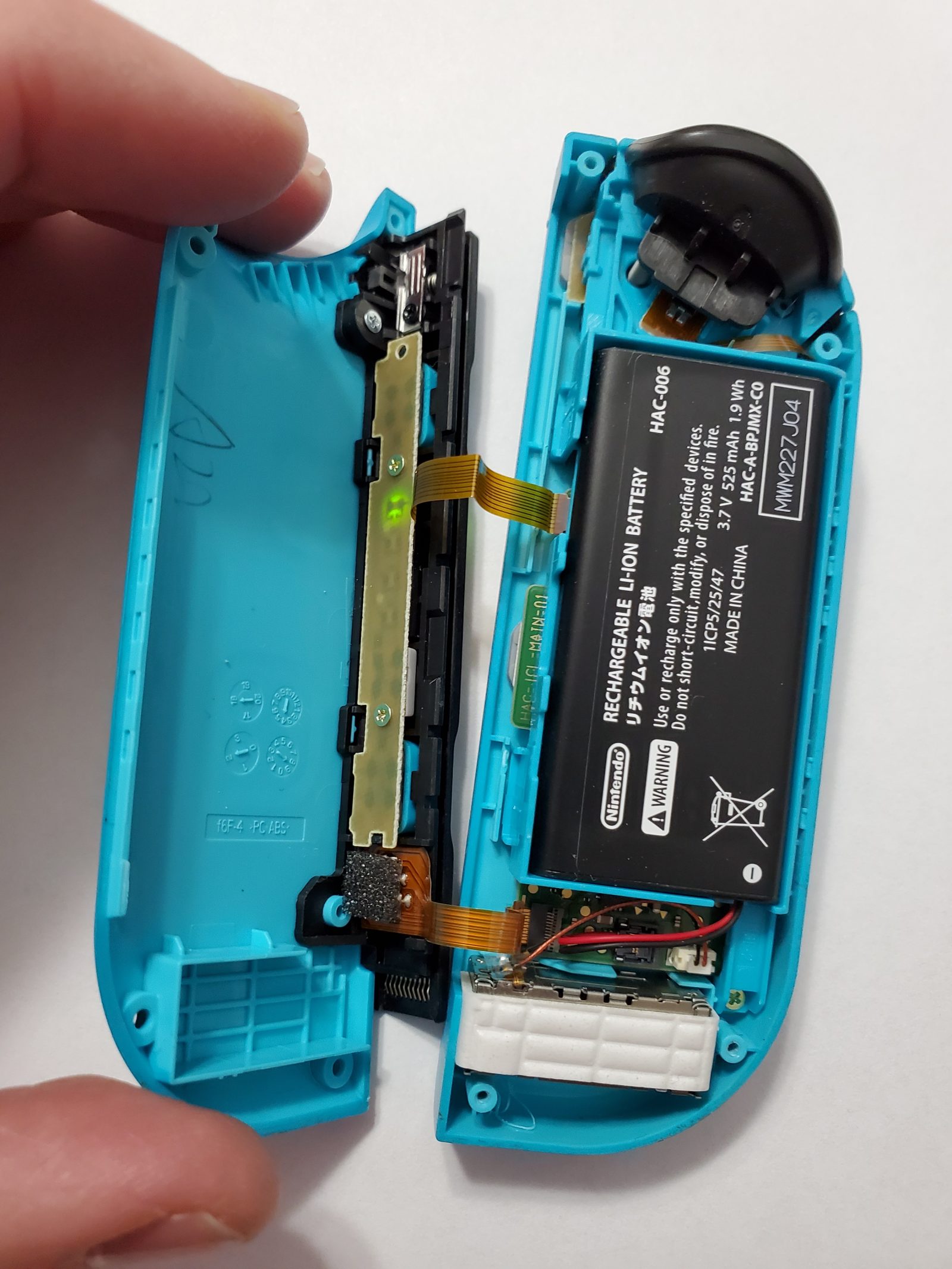 Replacing Nintendo Switch JoyCon Joystick Koen Aerts