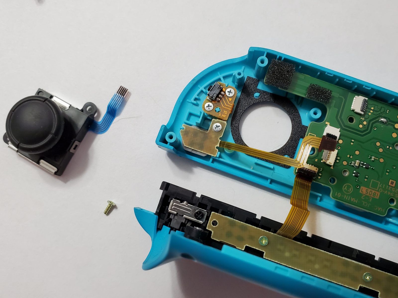 Replacing Nintendo Switch JoyCon Joystick Koen Aerts